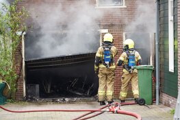 Sprake van asbest bij brand in schuur in Bovenkarspel