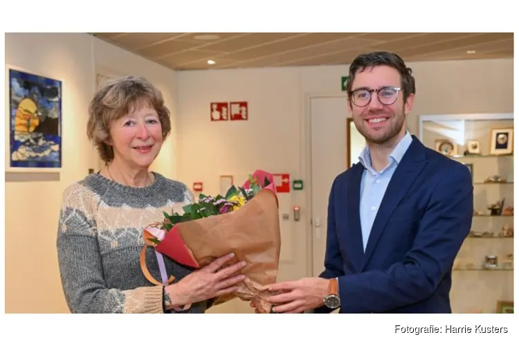 Nieuwe expositie gemeentehuis door Kathy Jonk
