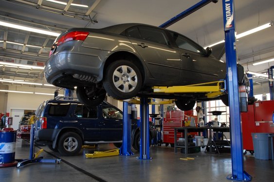 Autogarage in Stede Broec