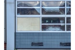 Inbreker(s) slaan toe bij brandweerkazerne aan de Koggeweg in Hem: Uitgebreid onderzoek ingesteld door de politie