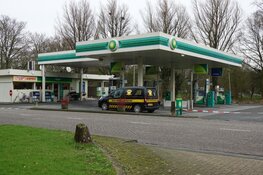 Aanhouding na overval Bovenkarspel, politiewagen in aanrijding