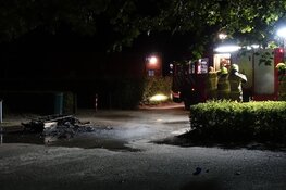 Grof vuil in brand aan Veilingweg