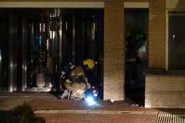 Brandweer naar gemeentehuis Stede Broec, vermoedelijke kortsluiting