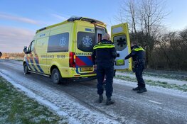 Scooterrijdster gevallen door gladheid in Bovenkarspel.