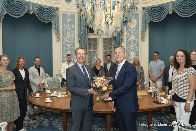 Beëdiging herbenoemde burgemeester Wortelboer van Stede Broec